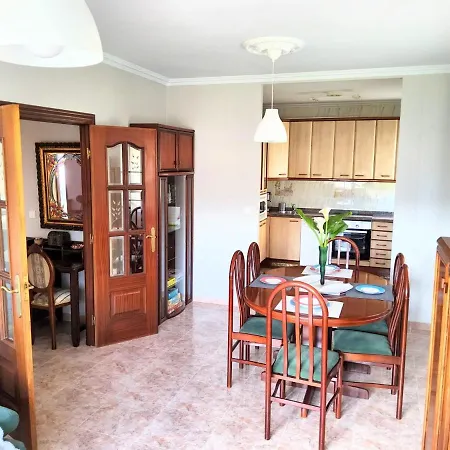בית נופש Casa La Juncara *